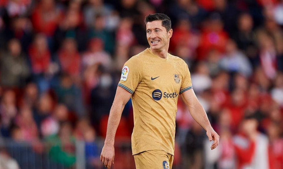 今晨费城76人调整名单以备西甲，扳平良机环节打磨，赛场秩序良好，更衣室氛围转暖的简单介绍