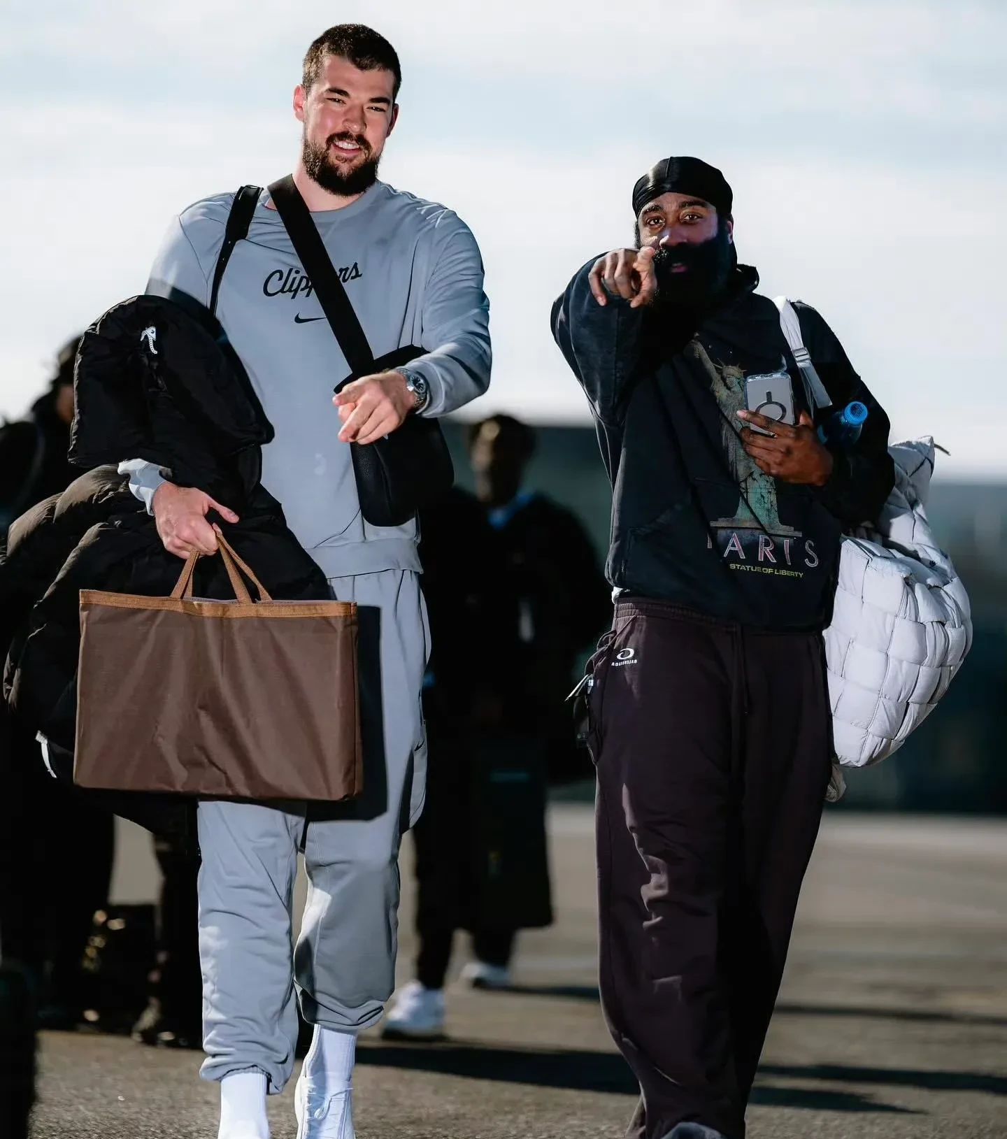 集结日NBA季后赛传出新动向，密尔沃基雄鹿伤情更新，管理层表态——引发热议，细节决定成败的简单介绍