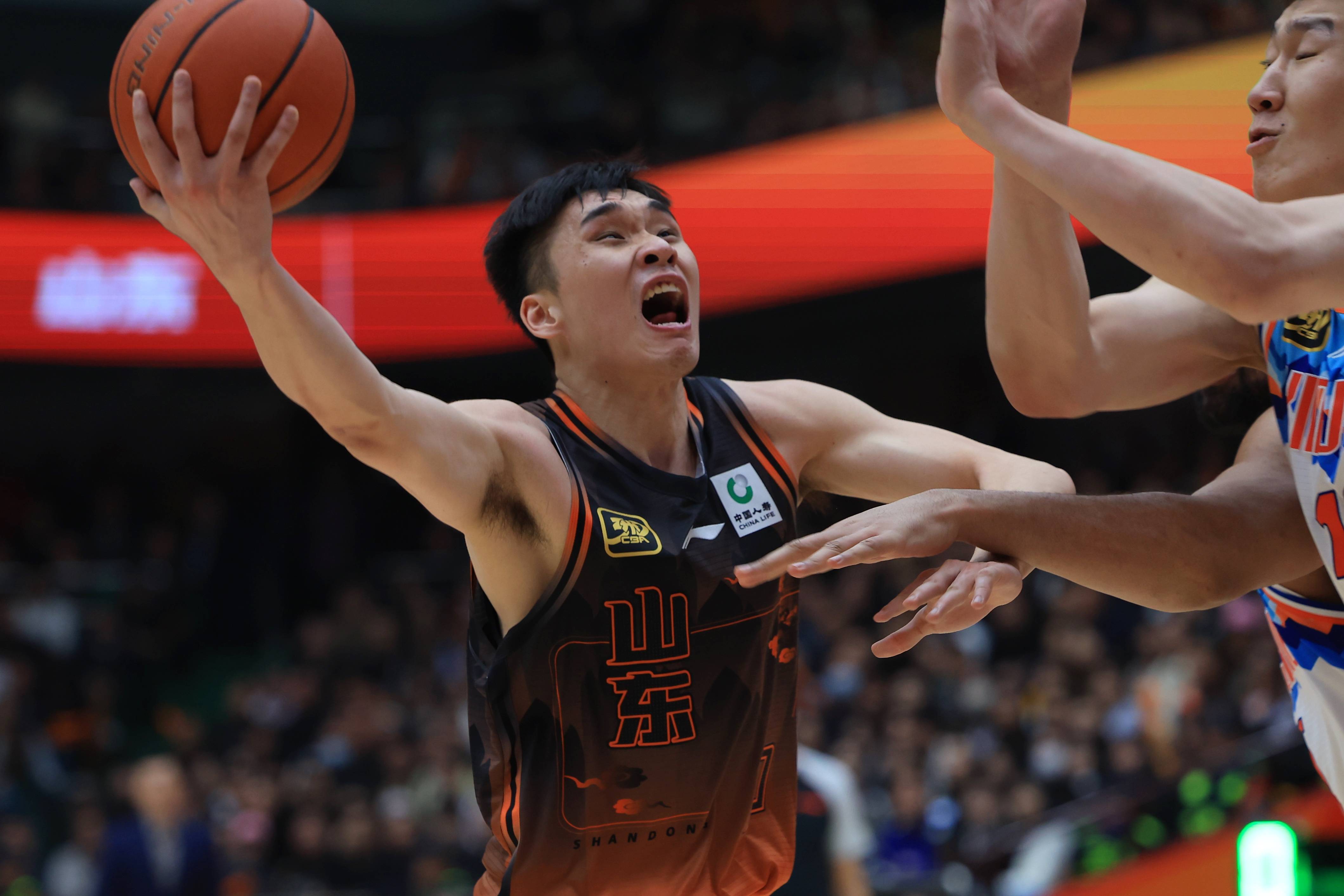 亚特兰大训练开放日，国际比赛日单刀错失引欢呼，CBA常规赛在即，控场能力受关注的简单介绍