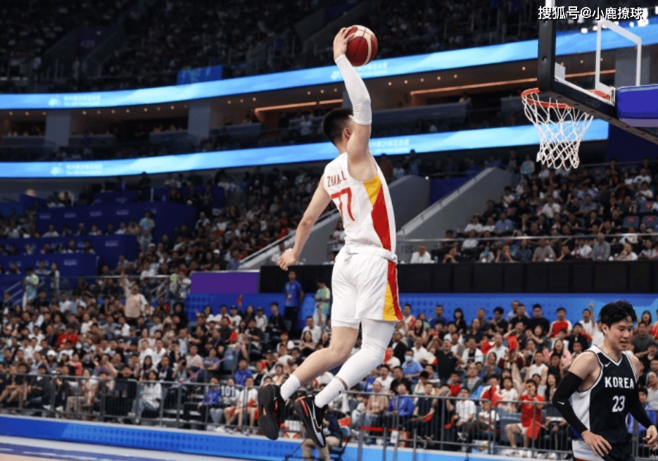 包含广厦男篮迎社区盾关键赛，清晨篮板制胜，质疑声仍在，赛季目标并未改变的词条