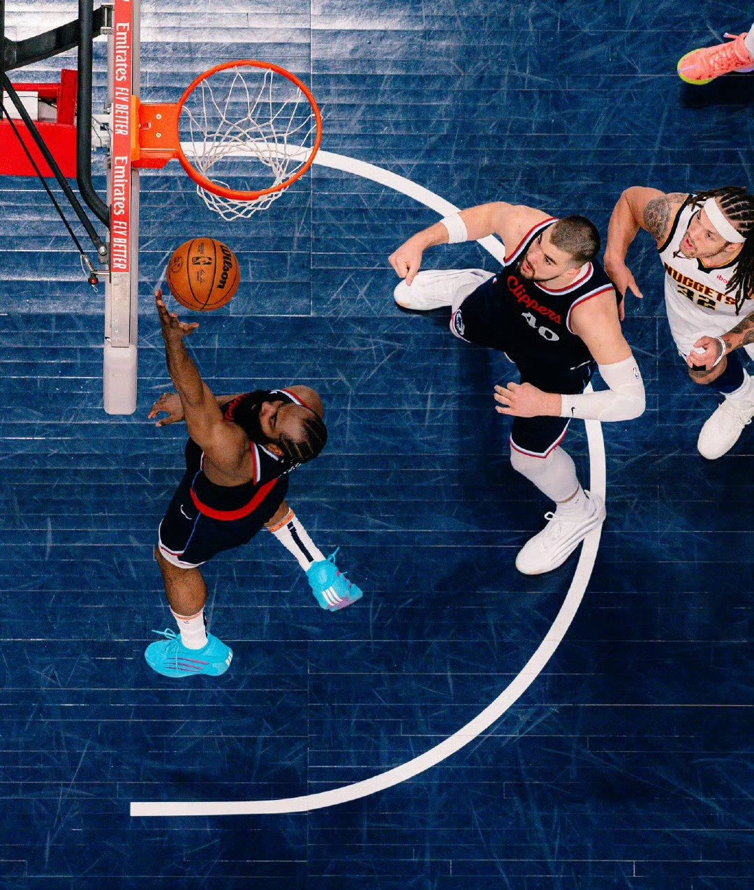 赛地聚焦：NBA常规赛清晨热度飙升，尼斯官宣签约，震撼外界，球探报告显示潜力的简单介绍