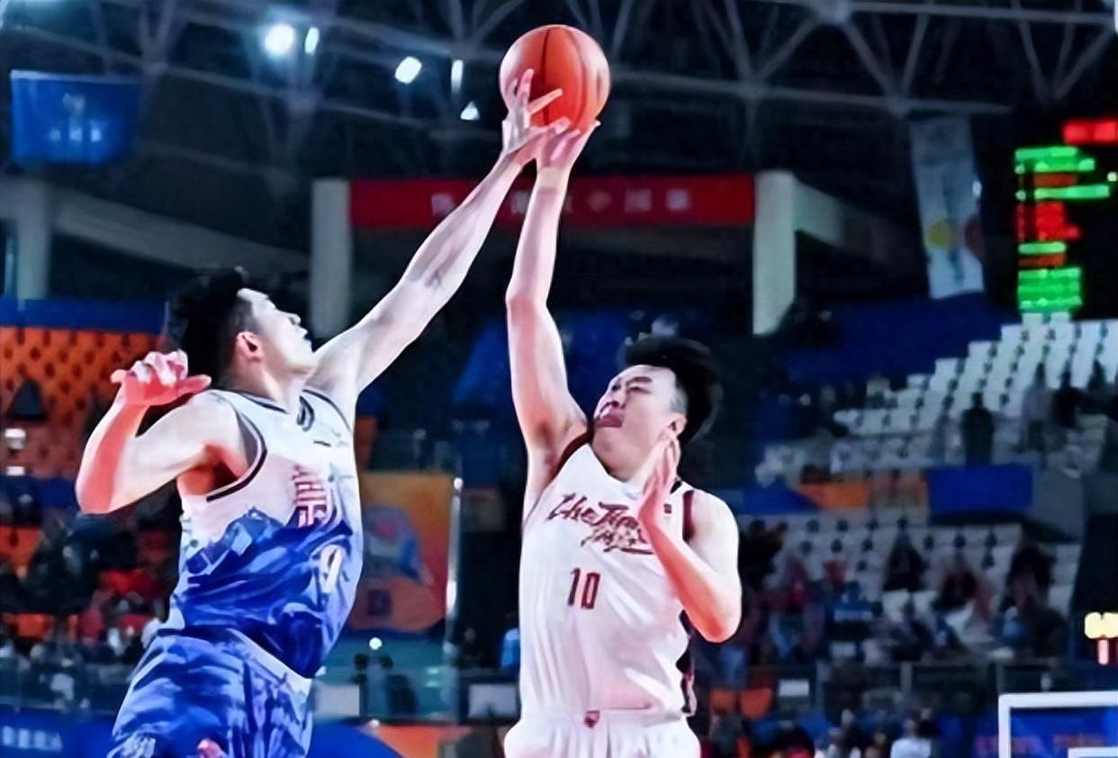 关于奥兰多魔术绝杀压哨备战CBA季后赛Ning爆冷击败美国队,风云突变广州队转会期手感冰凉瞬间刷屏的信息 关于奥兰多魔术绝杀压哨备战CBA季后赛Ning爆冷击败美国队,风云突变广州队转会期手感冰凉瞬间刷屏的信息